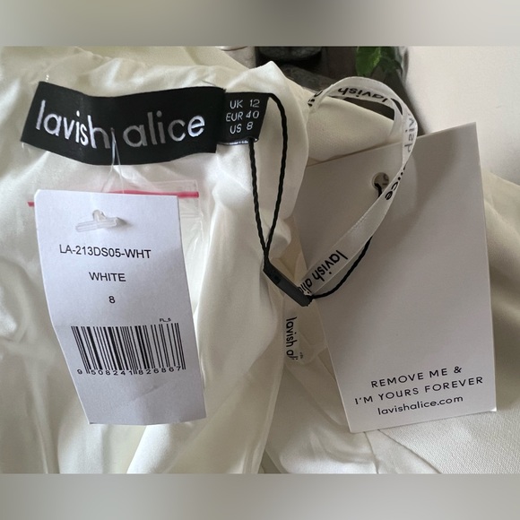 Lavish Alice Cut Out Detail Blazer Dress with Pearl Trim SZ 8 NWT - Picture 15 of 15